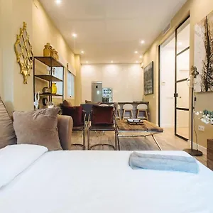 Selecta Patricio Saenz Apartamento