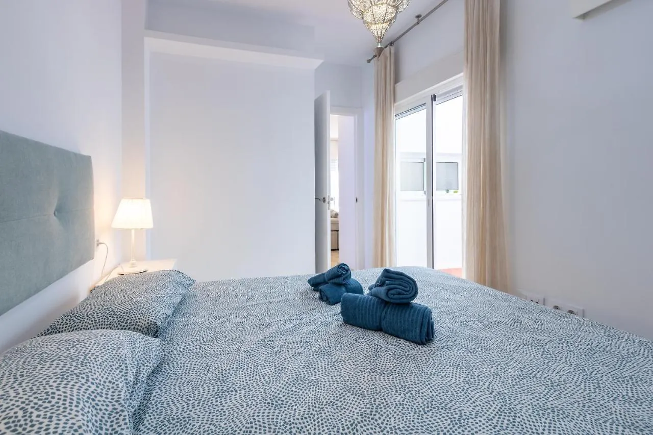 Charming 2 Bedroom Apartment Triana Bridge By Ocityzen Siviglia Spagna