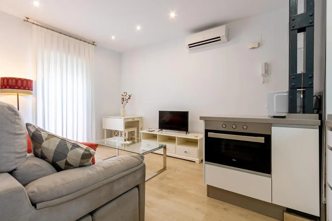 Charming 2 Bedroom Apartment Triana Bridge By Ocityzen Siviglia