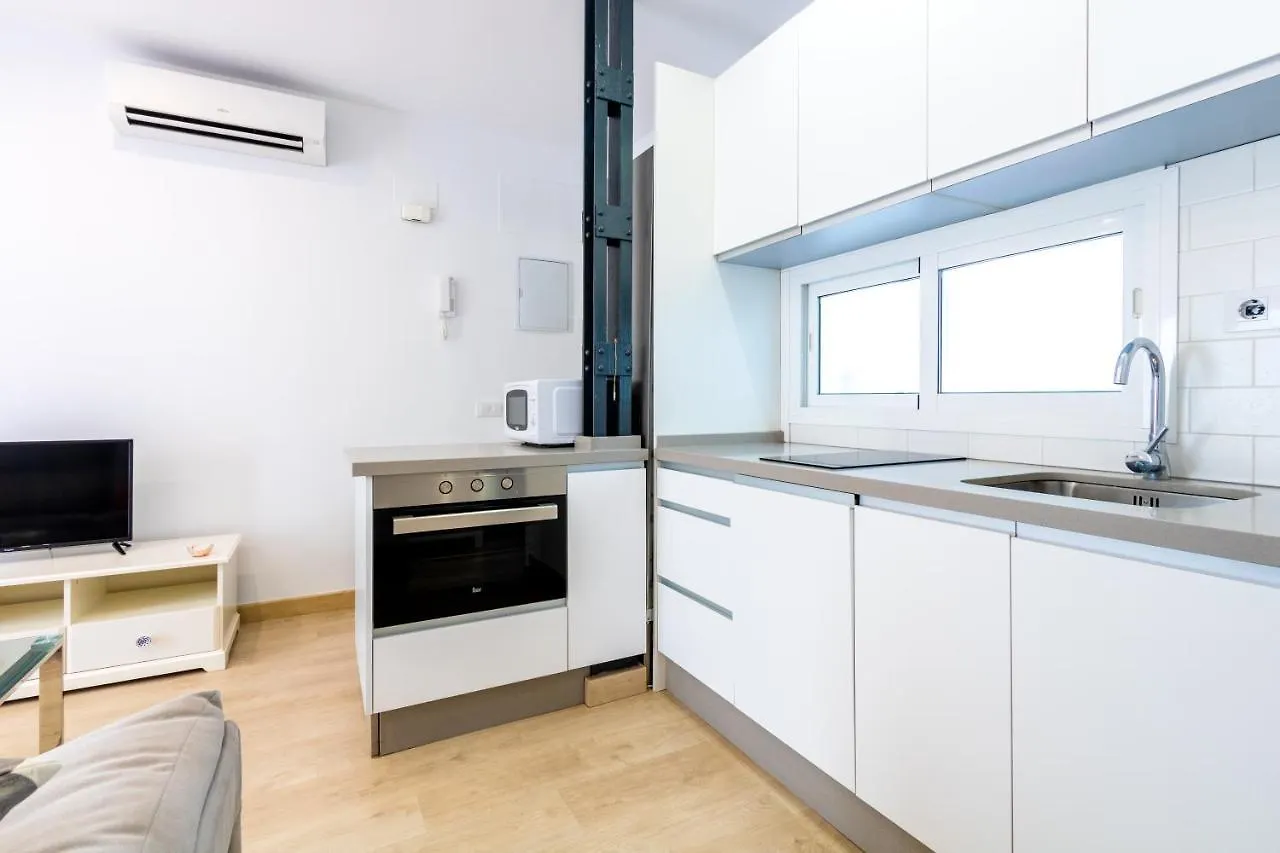 Charming 2 Bedroom Apartment Triana Bridge By Ocityzen Siviglia 0*,